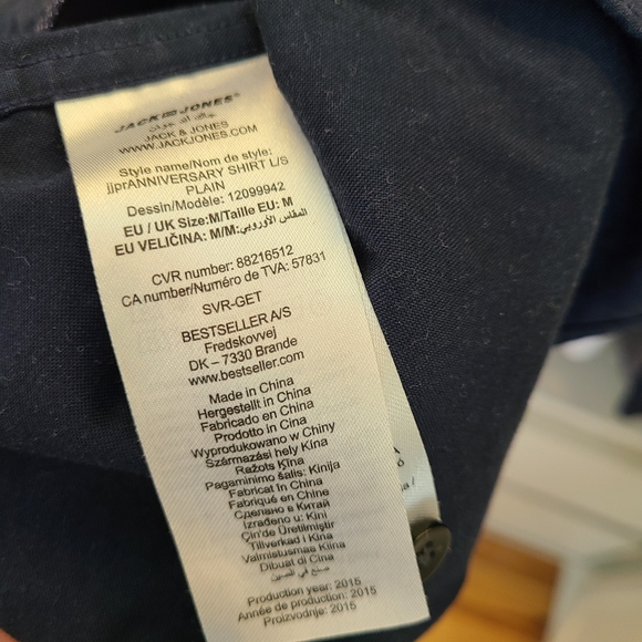 Medium Premium by Jack & Jones Button Up - Picture 7 of 7